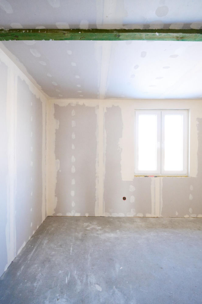 Tragiczny wypadek przerwał marzenia. Ekipa "Nasz Nowy Dom" walczyła z czasem. ZDJĘCIA domu przed i po remoncie