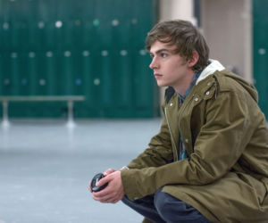 Miles Heizer (serialowy Alex Standall)