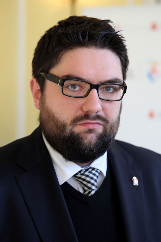 Chcą wyrzucić Lecha Kaczyńskiego z ratusza