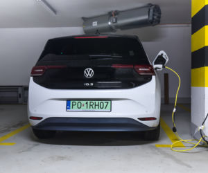 Samochód elektryczny, ładowanie samochodu