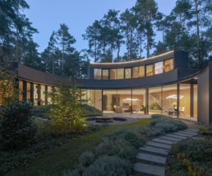 Dom z Polaną to projekt biura 77Studio Architektury 