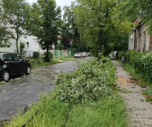Fatalne skutki burzy w Warszawie