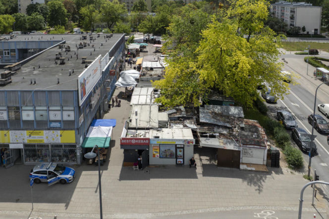 Chcą im zabrać ukochany bazarek. Ma w tym miejscu powstać nowy blok