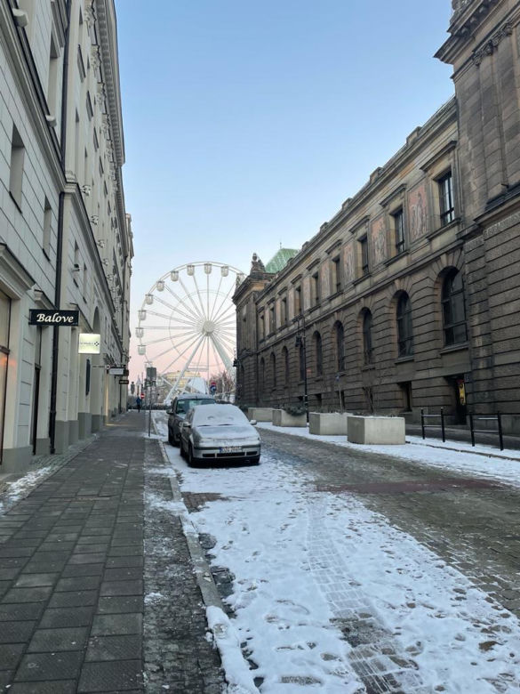 Centrum Poznania w śniegu
