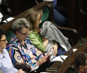 Bosakowie przyszli do Sejmu ze Stefankiem