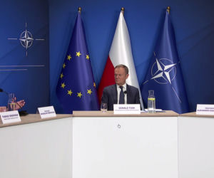  Kwaśniewski mocno opalony 