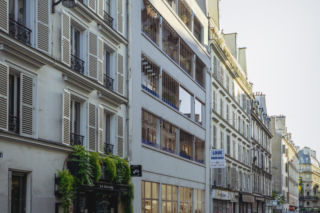 Metamorfoza dawnego garażu przy rue Lucien Sampaix