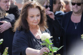 Mąż oświadczył Annie Dymnej, że chce się wyprowadzić! Aktorka była cała w nerwach