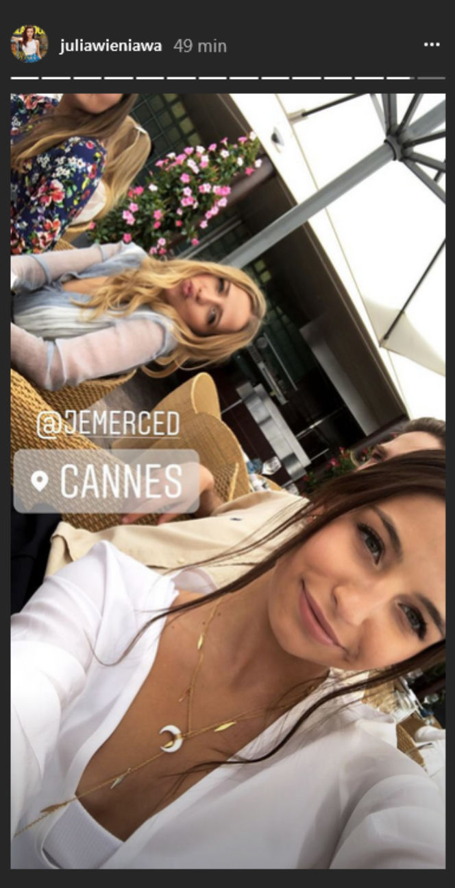 Julia Wieniawa i Jessica Mercedes w Cannes