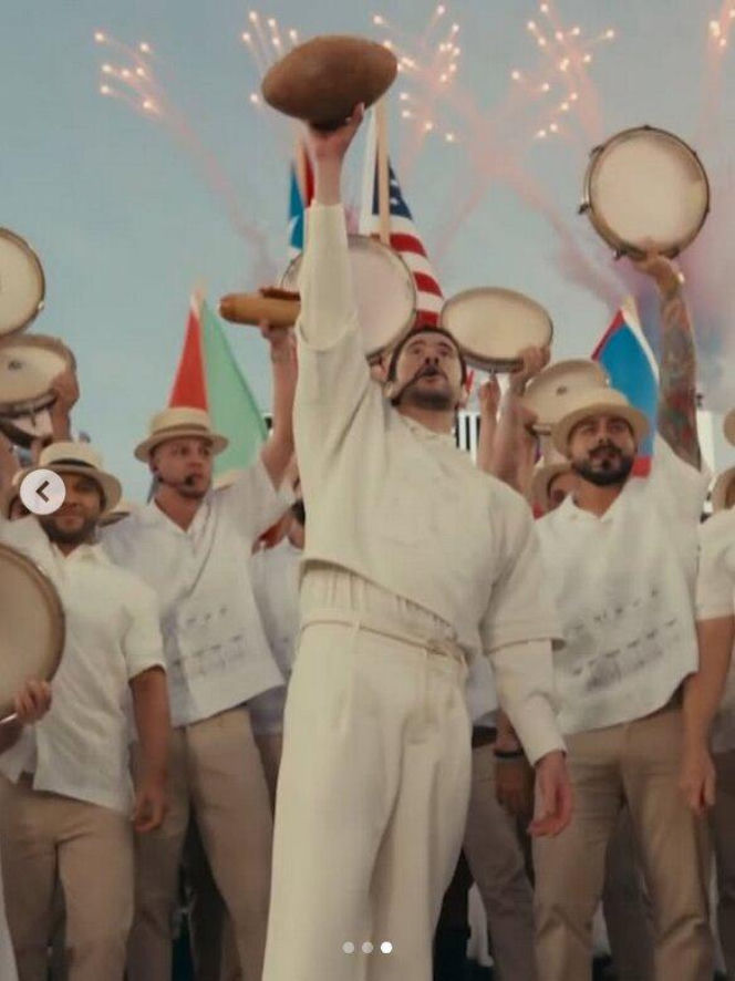 Nikt się tego nie spodziewał! Lady Gaga wtargnęła na występ Bad Bunny’ego