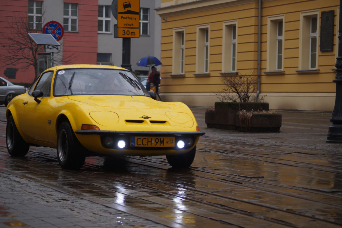 Retro Karawana dla WOŚP. Wyjątkowa parada ulicami Bydgoszczy! [ZDJĘCIA]