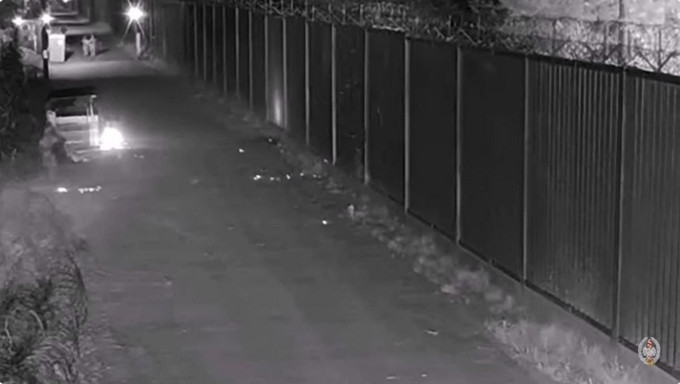 Nocny atak na polską granicę! Próba podpalenia wojskowego posterunku [ZDJĘCIA]. 