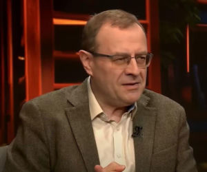 Spór o Trybunał Konstytucyjny. W tle wybory w Krakowie i prezydenckie weta