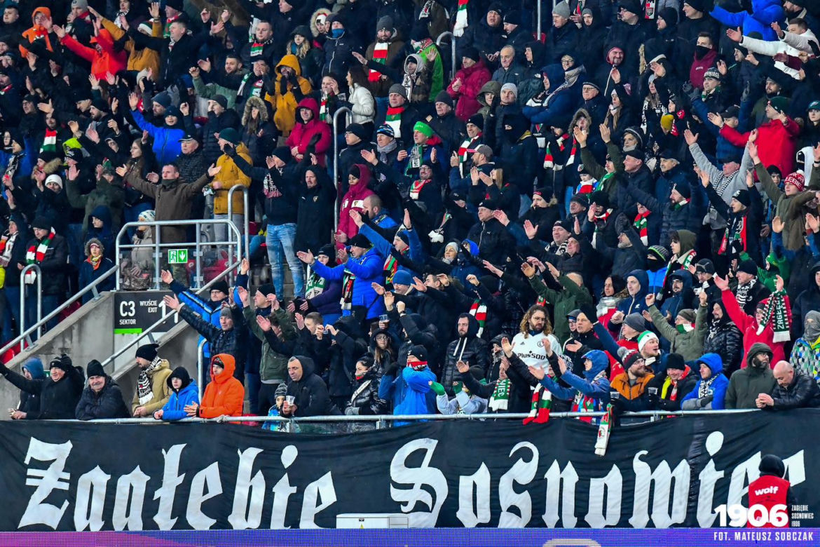 Kibice na meczu Zagłębie Sosnowiec - GKS Katowice