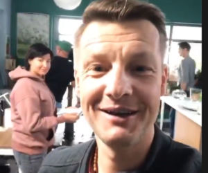 M jak miłość po wakacjach 2021. Majka Chojnacka (Laura Samojłowicz), Paweł (Rafał Mroczek)