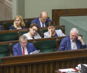PiS poluje na ludzi Gowina