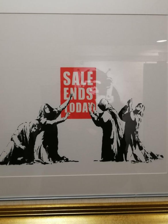 Ferie w Krakowie? Wystawę Banksy'ego, najbardziej tajemniczego artysty na świecie, koniecznie trzeba zobaczyć