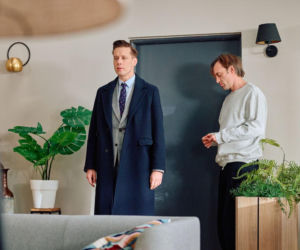 Na Wspólnej, odcinek 4171: Kariera Mariusza wisi na włosku. Mężczyzna ucieka w alkohol i odsuwa się od Oli