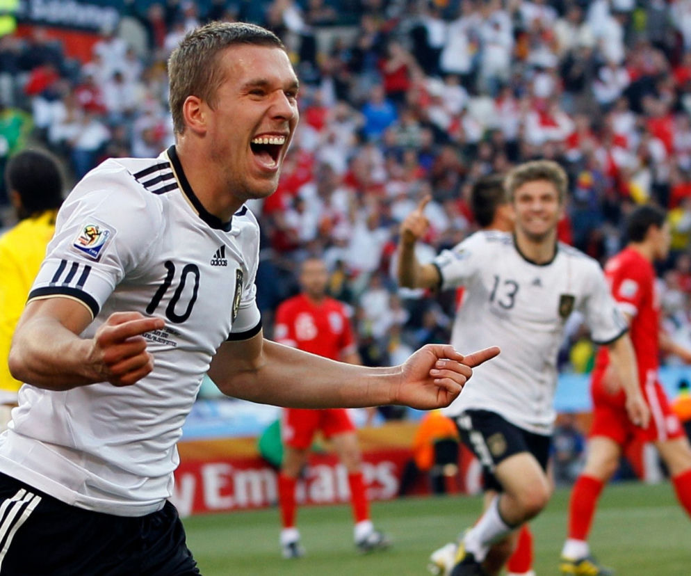 Lukas Podolski: ślub, wiek, Górnik Zabrze, kebab, wzrost. Kim jest piłkarz polskiego pochodzenia?