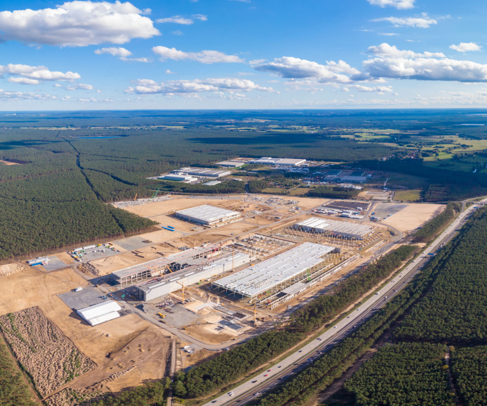 Fabryka Tesli powstaje w Gruenheide w Brandenburgii