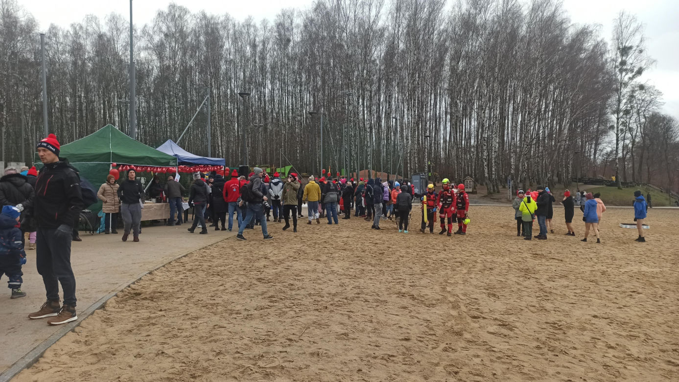 WOŚP w Olsztynie. W Galerii Warmińskiej odbyły się koncerty, pokazy wokalne i inscenizacje walk [ZDJĘCIA]