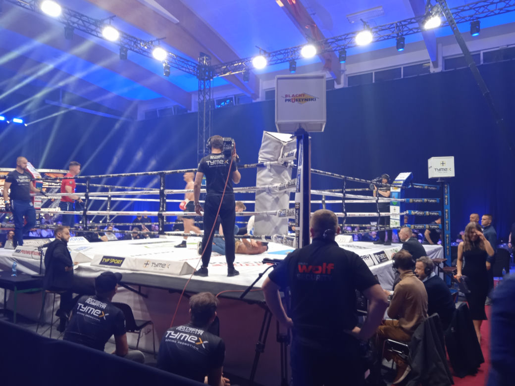 Złotów Boxing Night za nami. Emocjonujące pojedynki rozgrzały Złotów