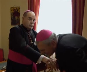 Ranczo 9 sezon. Proboszcz (Cezary Żak), biskup Sądecki (Wiktor Zborowski)