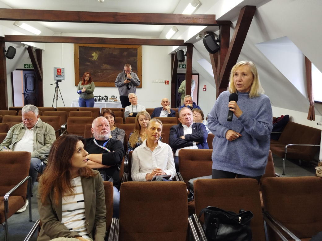 Dwór w Nowych Iganiach wymaga wielu prac renowacyjnych. W ostatnich latach na terenie dworu trwały prace przygotowawcze