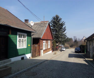 To najpiękniejsze miasto w Małopolsce. Jest porównywane do Krakowa, kiedyś było uznawane za stolicę Polski