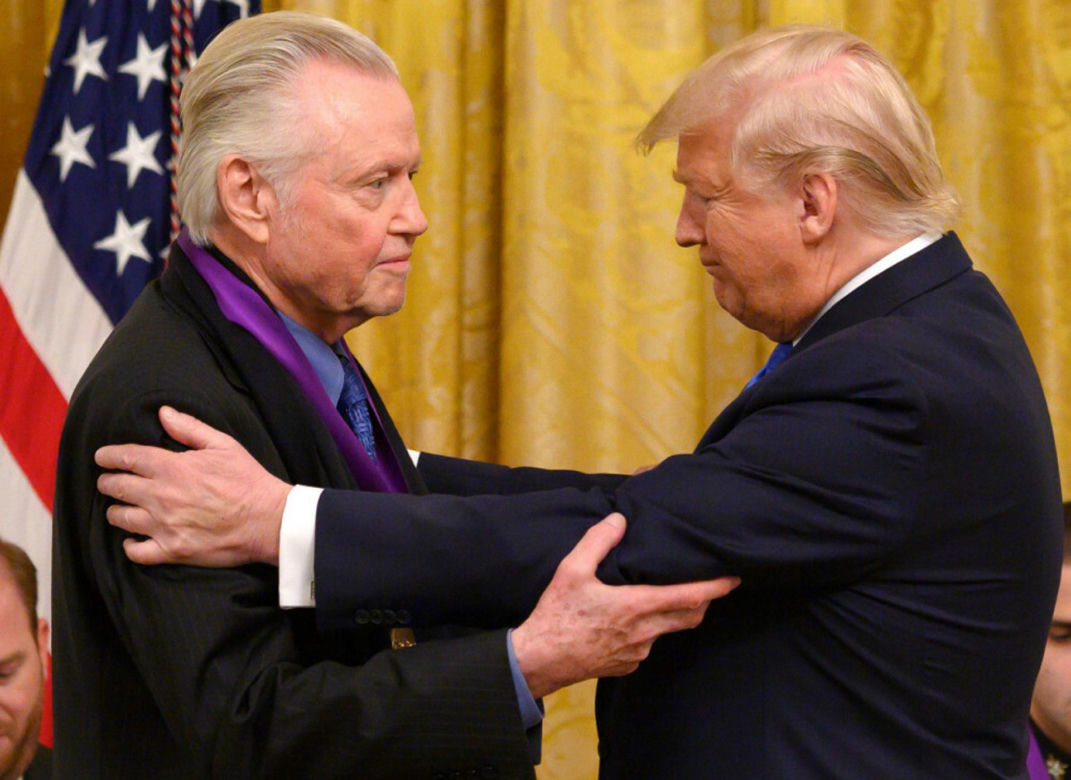 Trump ogłosił "ambasadorów". To wybitne nazwiska w świecie filmu. Aktorzy mają być jego uszami i oczami