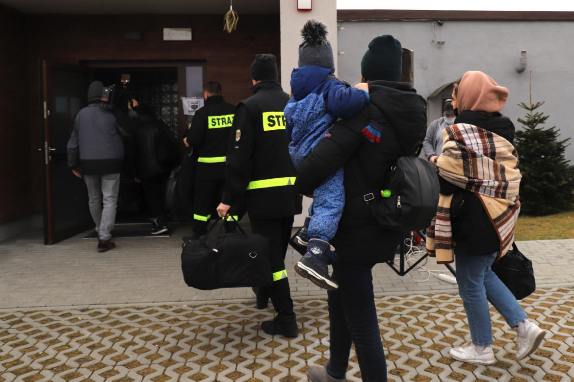 W Pyrzowicach powstanie kolejny punkt dla uchodźców z Ukrainy? "Zastanawiamy się nad takim rozwiązaniem"