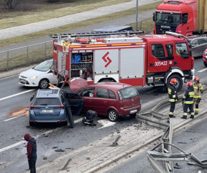 Karambol na Radzymińskiej. Są ranni