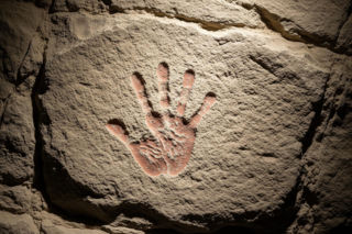 Najstarsze malowidła jaskiniowe. Czy Indonezja zmienia historię sztuki?