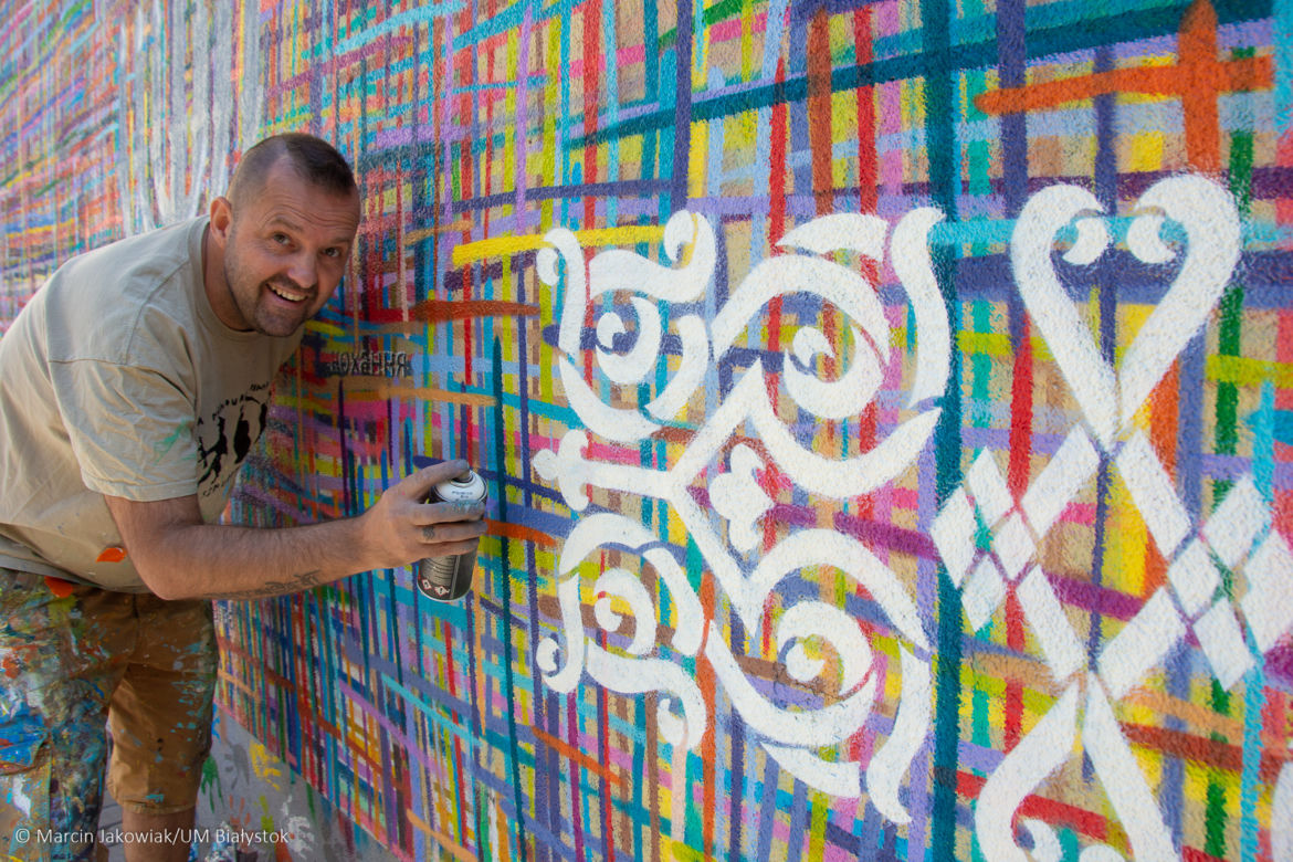 Mural "Utkany wielokulturowością" znowu odnowiony