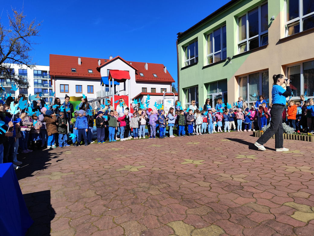 Na terenie Publicznego Przedszkola nr 3 odbył się bieg "Rozwiń skrzydła"