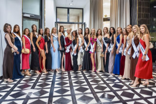 24 piękne Polki walczą o koronę! Tak wyglądają kulisy Miss Polski 2026