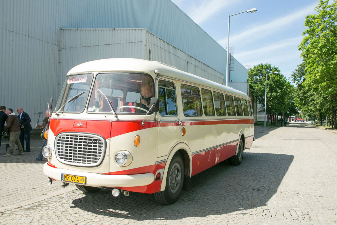 Otwarcie muzeum motoryzacji w fabryce FSO w Warszawie