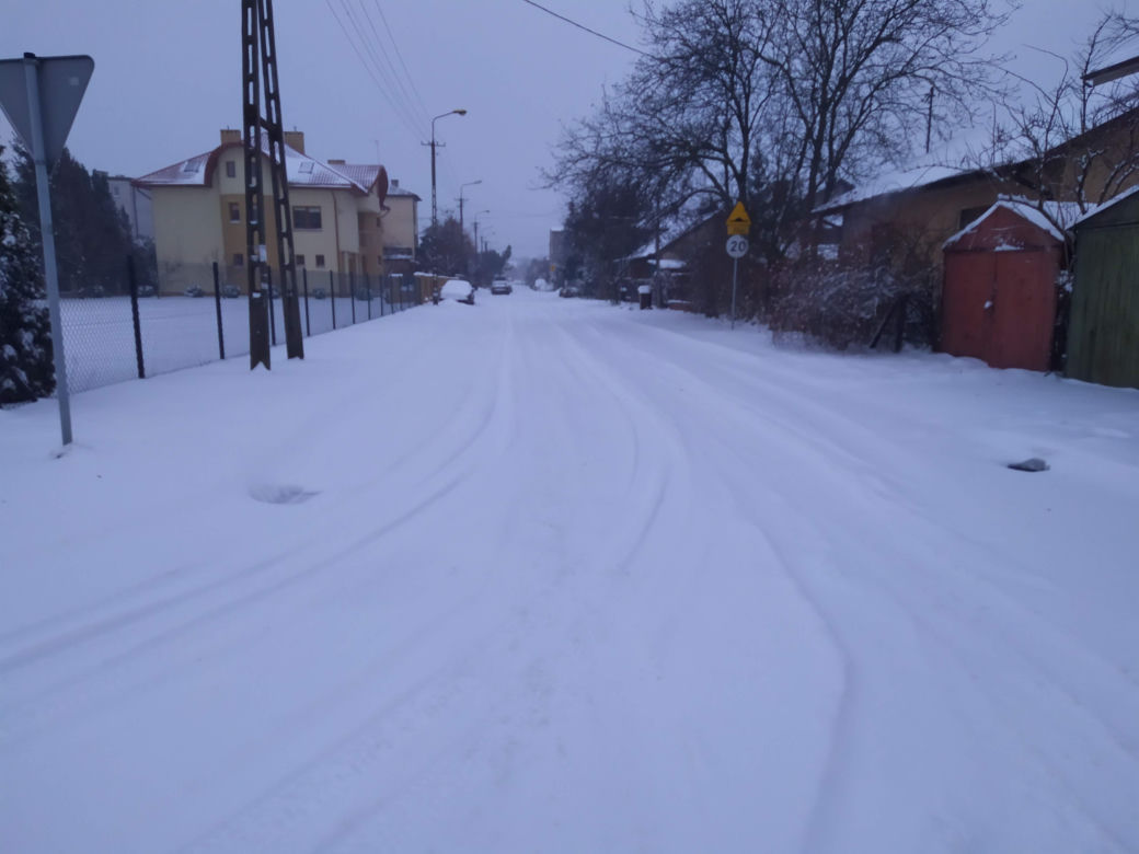 Ulice Siedlec i okoliczne drogi w czasie śnieżycy 11-12 grudnia 2022