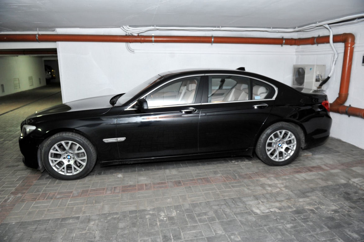 BMW serii 7 prezesa Amber Gold zlicytowane za 319 tys. zł