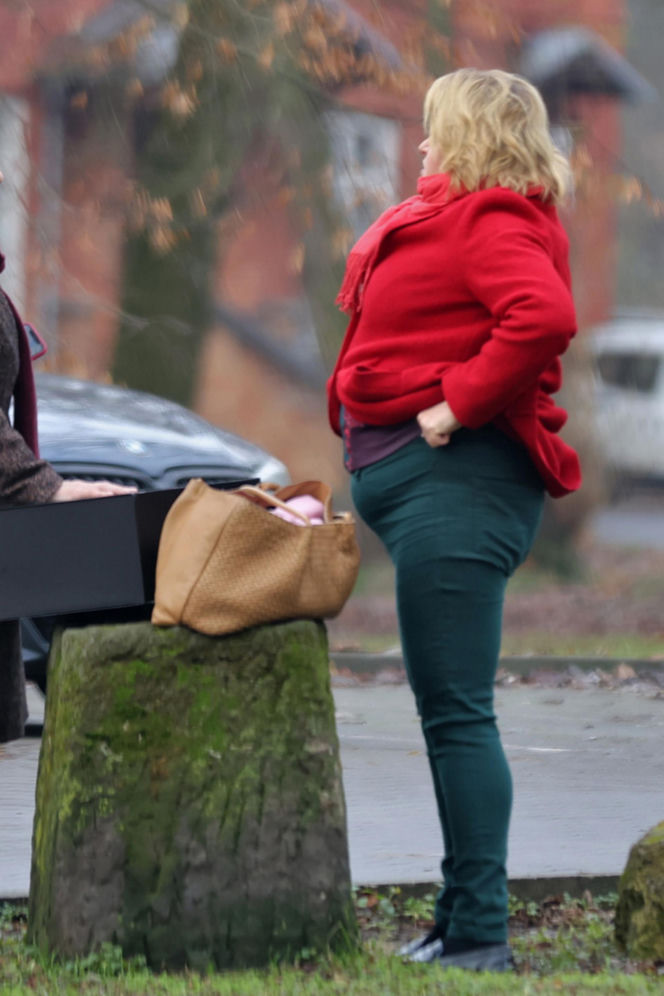 Katarzyna Bosacka w parku