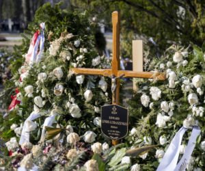 Tak wygląda teraz grób Edwarda Linde-Lubaszenko