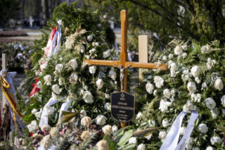 Tak wygląda teraz grób Edwarda Linde-Lubaszenko