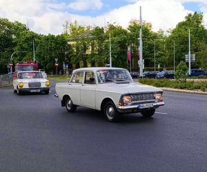 Parada zabytkowych pojazdów w Szczecinie