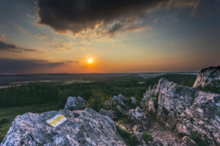 Świętokrzyskie. Ta góra skrywa skarby i widoki jak z Giewontu!