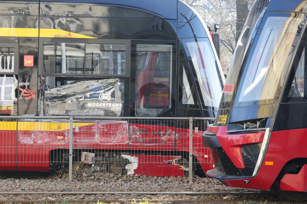 Wykolejenie tramwaju w centrum Łodzi. Są ranni
