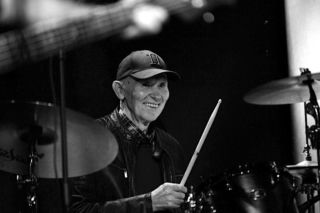 Legendarny muzyk zostanie wyjątkowo pożegnany. Wiadomo już, gdzie spocznie współzałożyciel Perfectu! 