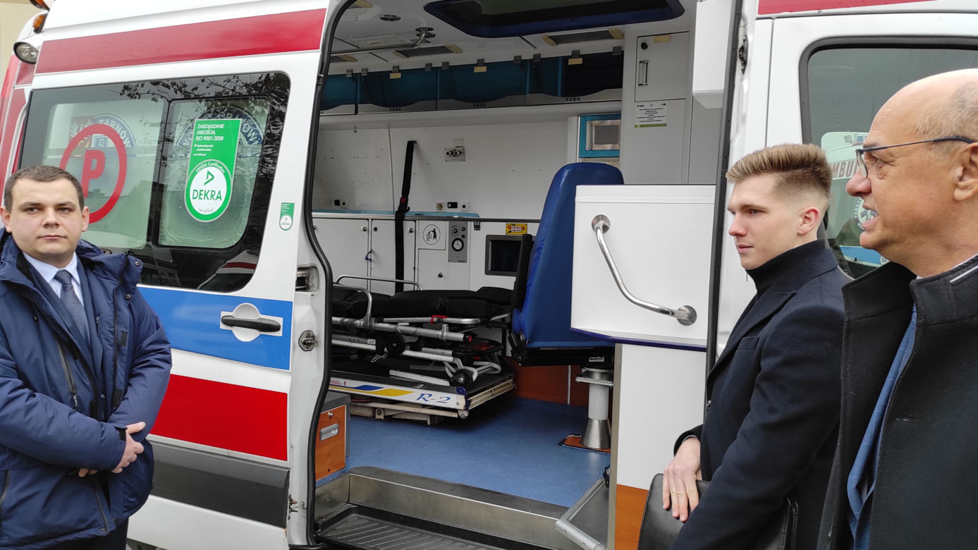 Przekazanie ambulansu dla Stowarzyszeniu Malta Służba Medyczna