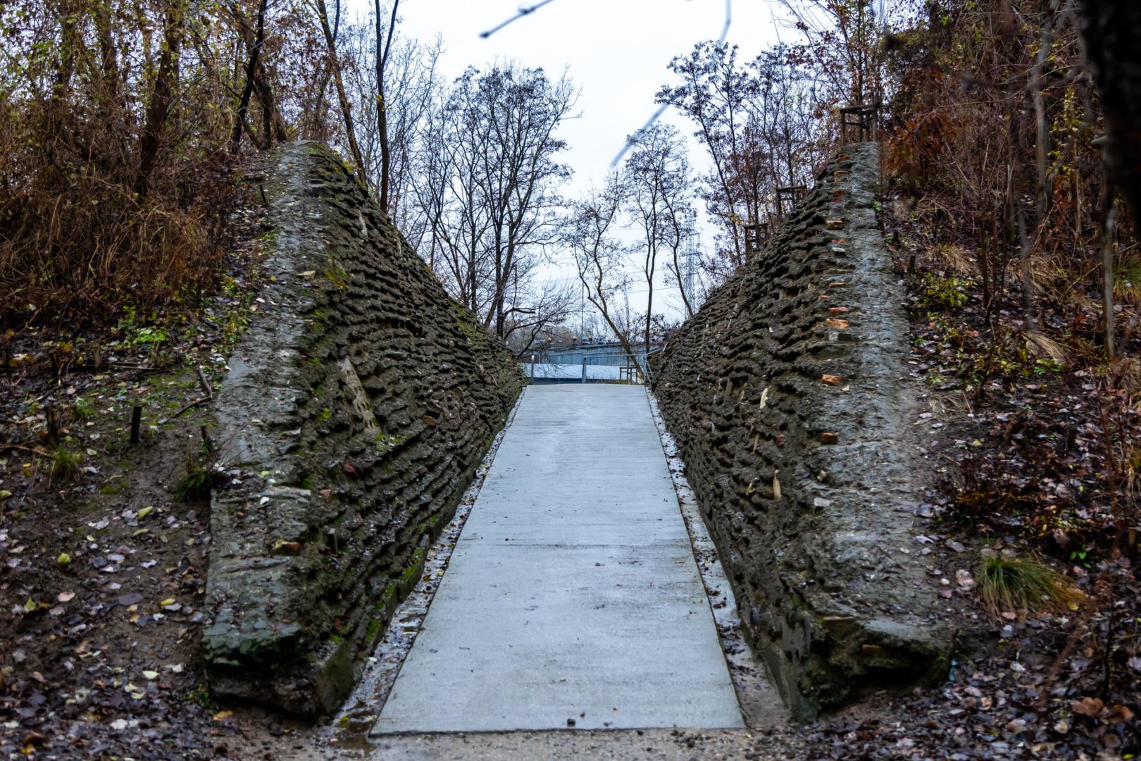 Park Akcji "Burza" w jesiennej odsłonie
