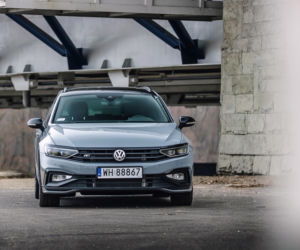 Volkswagen Passat Variant R-Line Edition 2.0 TDI 240 KM DSG7 4MOTION