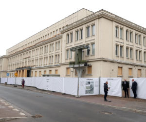 De Niro buduje w Krakowie hotel a mieszkańcy protestują